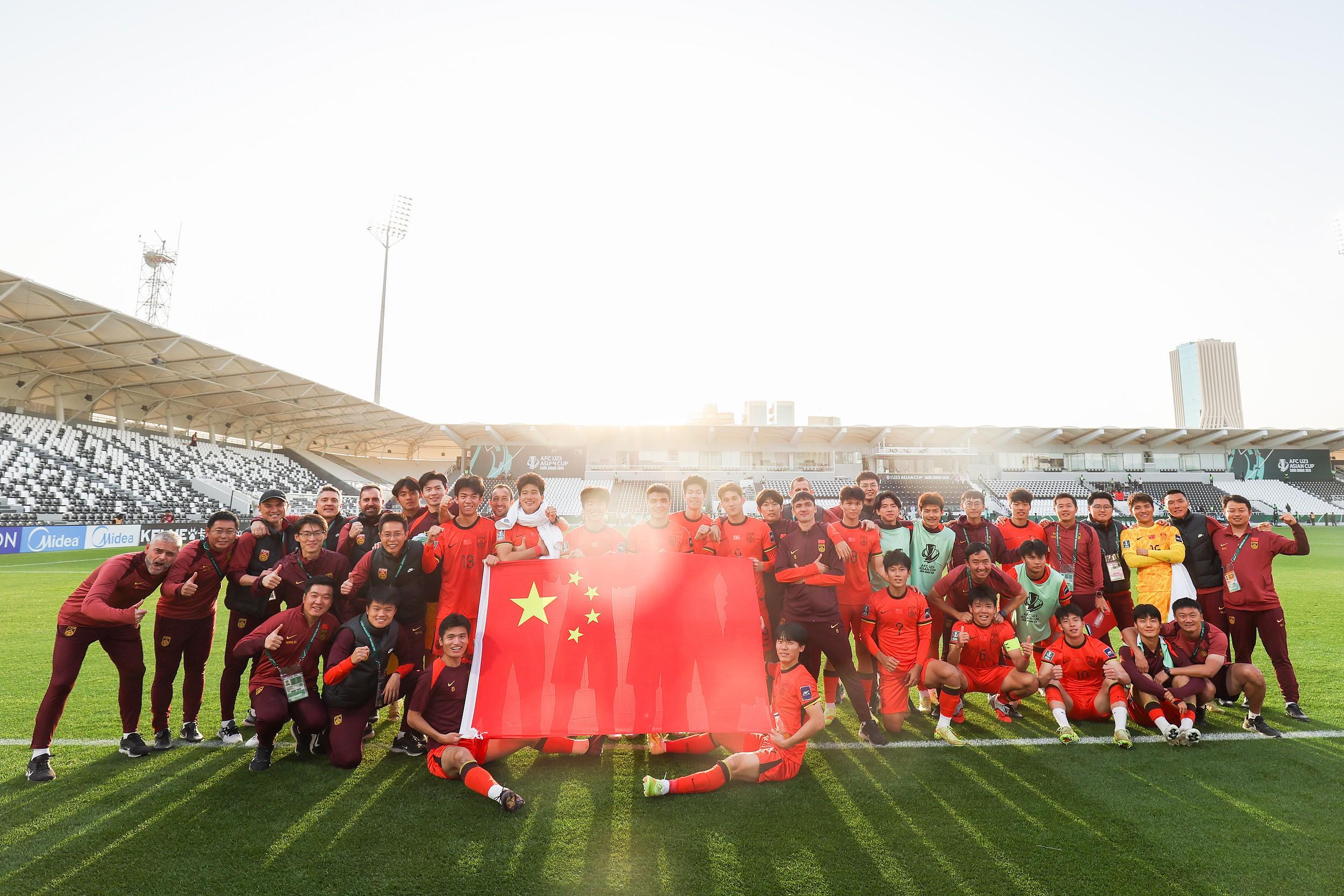 世界杯-北青：安东尼奥提醒球员不可兴奋过头，伤员有好转，目标4强